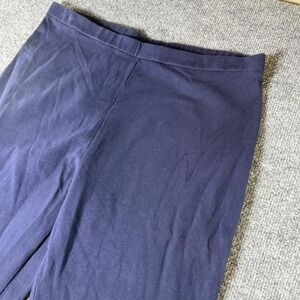 Susan Graver Weekend Navy Blue Cropped Leggings Pants with Button Detail Size M